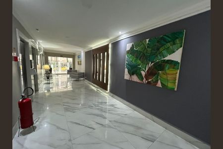 Apartamento para alugar com 80m², 2 quartos e 1 vagaHall de entrada