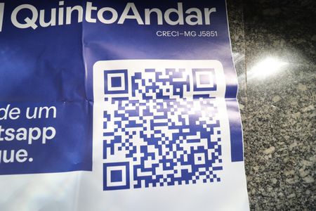 Apartamento para alugar com 105m², 4 quartos e 1 vagaPlaquinha