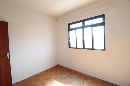 Quarto 2 de apartamento para alugar com 4 quartos, 105m² em Brasil, Uberlândia