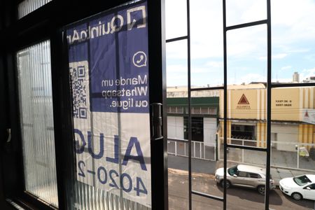 Apartamento para alugar com 105m², 4 quartos e 1 vagaPlaquinha