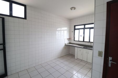 Apartamento para alugar com 105m², 4 quartos e 1 vagaCozinha