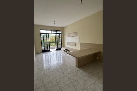 Sala de apartamento para alugar com 3 quartos, 80m² em Vila Valqueire, Rio de Janeiro