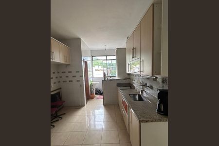 Cozinha de apartamento para alugar com 3 quartos, 80m² em Vila Valqueire, Rio de Janeiro