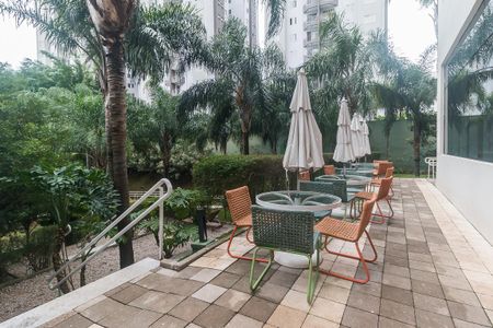 Apartamento para alugar com 72m², 2 quartos e 1 vaga Apartamento para alugar com 72m², 2 quartos e 1 vagaÁrea comum