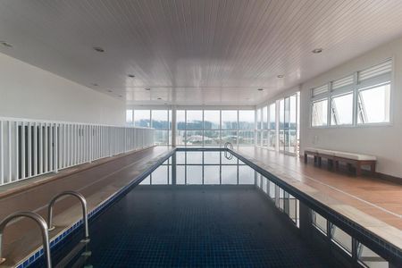 Apartamento para alugar com 72m², 2 quartos e 1 vaga Apartamento para alugar com 72m², 2 quartos e 1 vagaPiscina