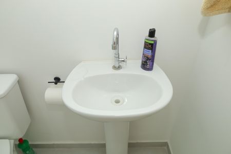 Apartamento para alugar com 38m², 2 quartos e sem vagaBanheiro