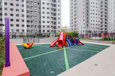 Apartamento para alugar com 38m², 2 quartos e sem vagaÁrea comum - Playground