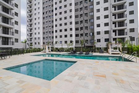 Apartamento para alugar com 38m², 2 quartos e sem vagaÁrea comum - Piscina