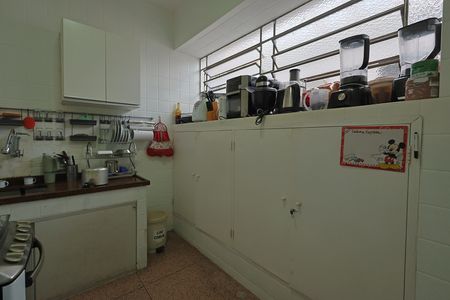 Casa à venda com 316m², 5 quartos e 4 vagasCozinha