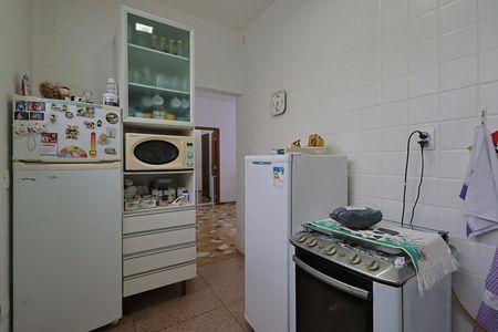 Casa à venda com 316m², 5 quartos e 4 vagasCozinha