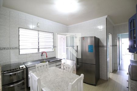 Casa para alugar com 100m², 3 quartos e 2 vagasCozinha