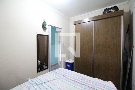 Casa para alugar com 100m², 3 quartos e 2 vagasQuarto