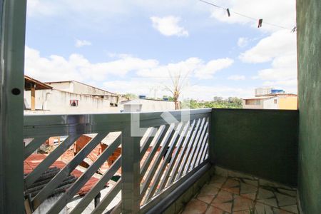 Casa para alugar com 100m², 3 quartos e 2 vagasVaranda