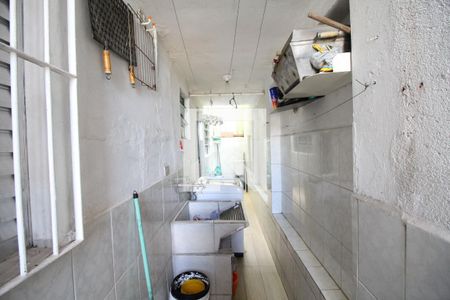 Casa para alugar com 100m², 3 quartos e 2 vagasÁrea de serviço