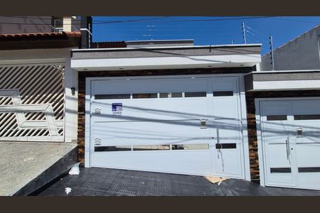 Fachada de casa à venda com 3 quartos, 150m² em Vila Camilópolis, Santo André