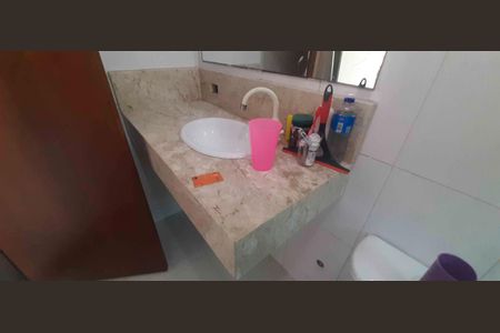 Casa à venda com 218m², 4 quartos e 3 vagas