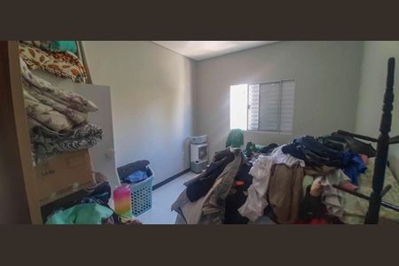 Casa à venda com 218m², 4 quartos e 3 vagas Casa à venda com 218m², 4 quartos e 3 vagasQuarto 2