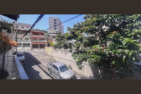 Casa à venda com 218m², 4 quartos e 3 vagas Casa à venda com 218m², 4 quartos e 3 vagasVista da Sacada da Suíte 2