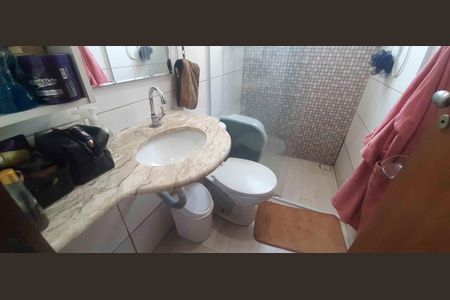 Casa à venda com 218m², 4 quartos e 3 vagas