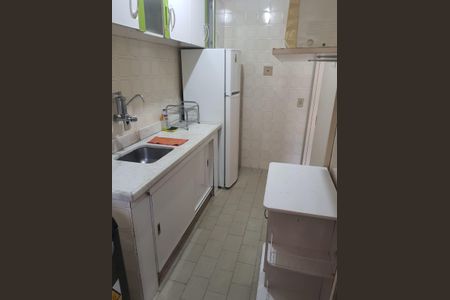 Cozinha de apartamento à venda com 1 quarto, 50m² em Boa Vista, Porto Alegre