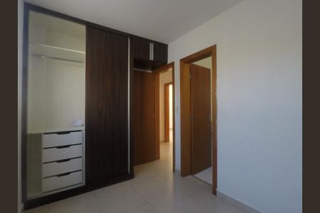 Apartamento à venda com 78m², 3 quartos e 2 vagas Apartamento à venda com 78m², 3 quartos e 2 vagasQuarto