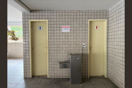 Apartamento à venda com 180m², 4 quartos e 2 vagas Apartamento à venda com 180m², 4 quartos e 2 vagasÁrea comum