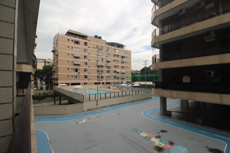 Apartamento à venda com 180m², 4 quartos e 2 vagasSuíte 2 - Varanda