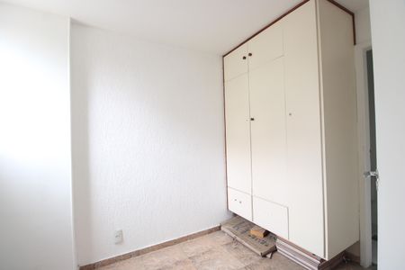 Apartamento à venda com 180m², 4 quartos e 2 vagasÁrea de serviço - Quarto