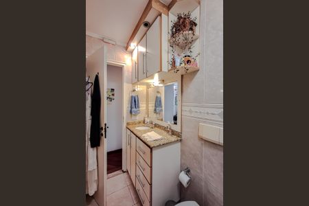 Apartamento à venda com 86m², 3 quartos e 2 vagasBanheiro