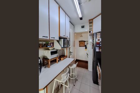 Apartamento à venda com 86m², 3 quartos e 2 vagasCozinha