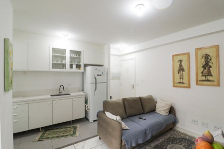Sala/Cozinha/Área de Serviço de apartamento à venda com 2 quartos, 68m² em Vila Guaca, São Paulo
