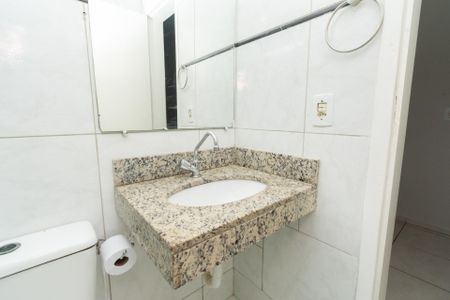 Apartamento à venda com 60m², 2 quartos e 1 vagaBanheiro Social