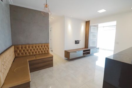 Apartamento à venda com 65m², 2 quartos e 1 vagaSala