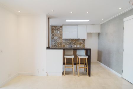 Apartamento à venda com 65m², 2 quartos e 1 vagaSala