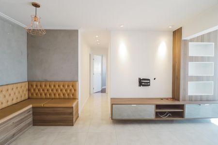 Sala de apartamento à venda com 2 quartos, 65m² em Vila Ester (zona Norte), São Paulo