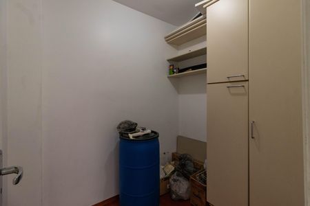 Apartamento à venda com 64m², 2 quartos e 1 vaga Apartamento à venda com 64m², 2 quartos e 1 vagaQuarto de Serviço