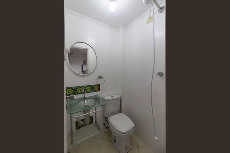 Apartamento à venda com 64m², 2 quartos e 1 vaga Apartamento à venda com 64m², 2 quartos e 1 vagaBanheiro de serviço