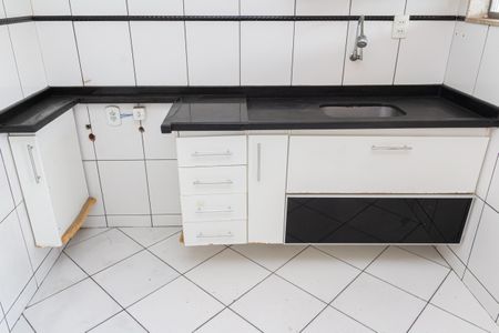 Casa para alugar com 250m², 2 quartos e 3 vagas Casa para alugar com 250m², 2 quartos e 3 vagasCozinha