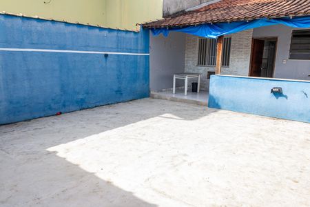 Casa para alugar com 250m², 2 quartos e 3 vagas Casa para alugar com 250m², 2 quartos e 3 vagasQuintal