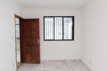 Casa para alugar com 250m², 2 quartos e 3 vagas Casa para alugar com 250m², 2 quartos e 3 vagasSala