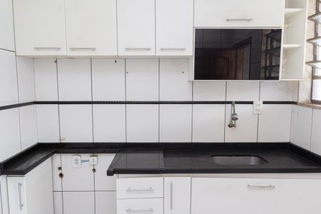 Casa para alugar com 250m², 2 quartos e 3 vagas Casa para alugar com 250m², 2 quartos e 3 vagasCozinha