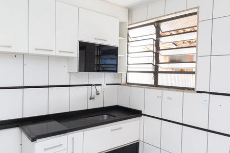 Casa para alugar com 250m², 2 quartos e 3 vagas Casa para alugar com 250m², 2 quartos e 3 vagasCozinha