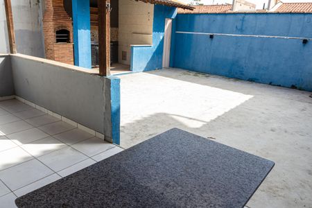 Casa para alugar com 250m², 2 quartos e 3 vagas Casa para alugar com 250m², 2 quartos e 3 vagasVaranda