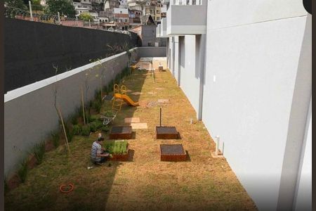 Apartamento à venda com 38m², 2 quartos e sem vagaÁrea externa