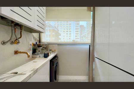 Apartamento para alugar com 136m², 1 quarto e 1 vagaÁrea de Serviço