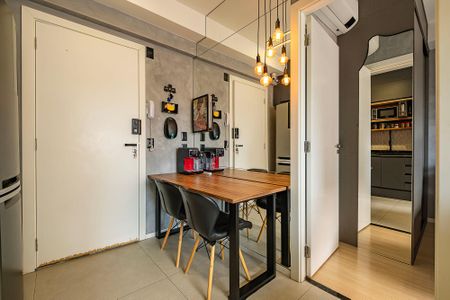 Sala/Cozinha de apartamento à venda com 1 quarto, 29m² em Sumaré, São Paulo