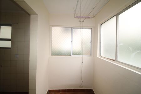 Apartamento para alugar com 60m², 2 quartos e 1 vagaÁrea de Serviço