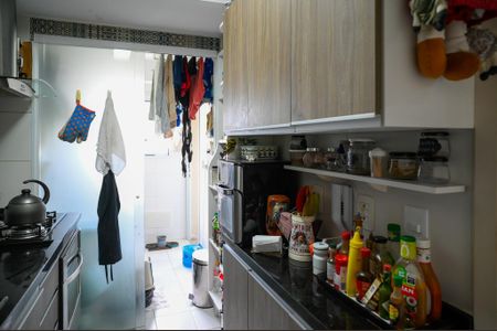 Apartamento à venda com 82m², 2 quartos e 2 vagasCozinha