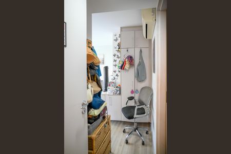 Apartamento à venda com 82m², 2 quartos e 2 vagasQuarto 2 - Suite