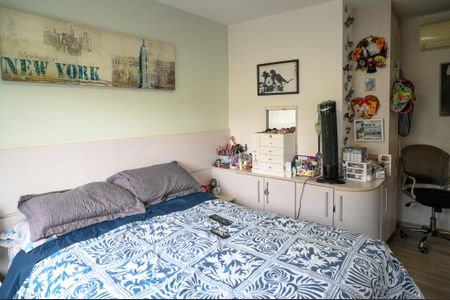 Apartamento à venda com 82m², 2 quartos e 2 vagasQuarto 2 - Suite